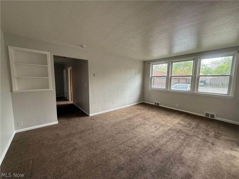 2027 Warrensville Center Road, South Euclid, OH 44121 Photo 13