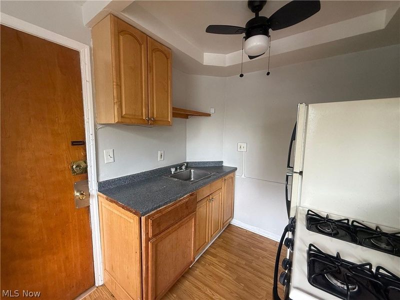 2027 Warrensville Center Road, South Euclid, OH 44121 Photo 17