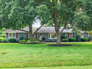 320 Skyline Park Drive, Hopkinsville, KY 42240