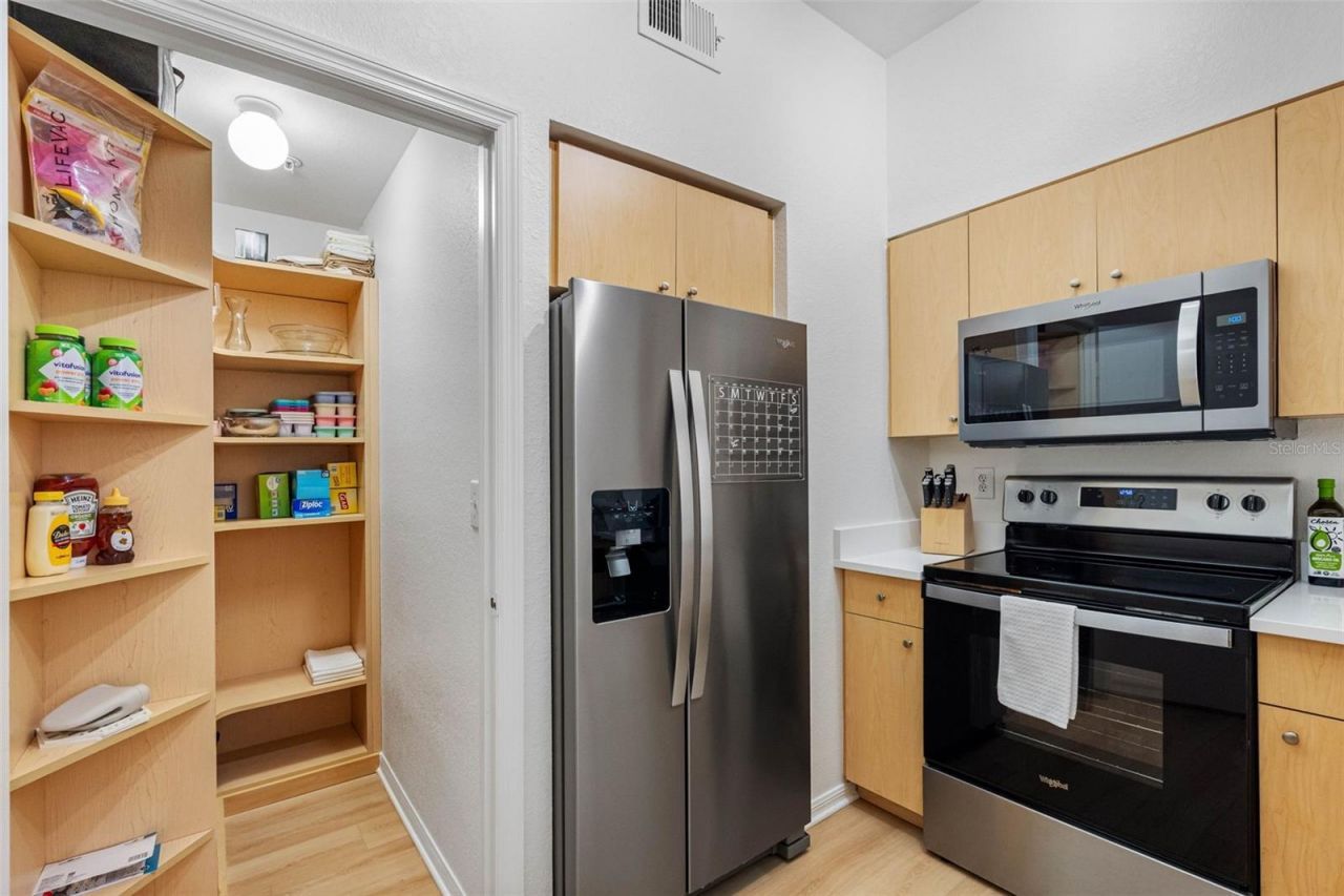 200 4th Avenue S, Unit 110, Saint Petersburg, FL 33701 Photo