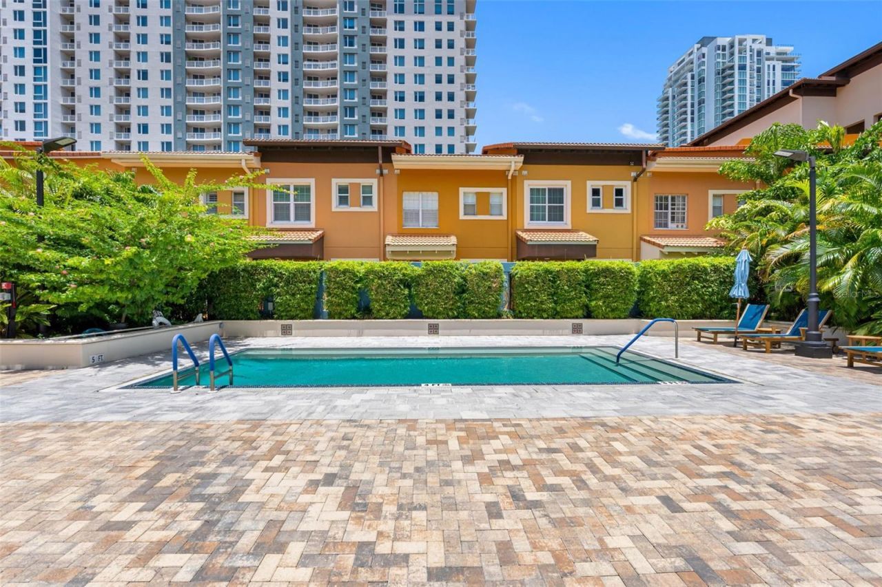 200 4th Avenue S, Unit 110, Saint Petersburg, FL 33701 Photo
