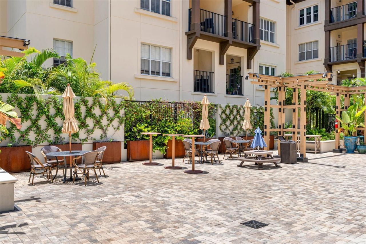 200 4th Avenue S, Unit 110, Saint Petersburg, FL 33701 Photo
