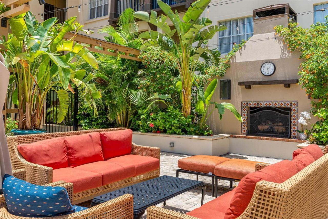 200 4th Avenue S, Unit 110, Saint Petersburg, FL 33701 Photo