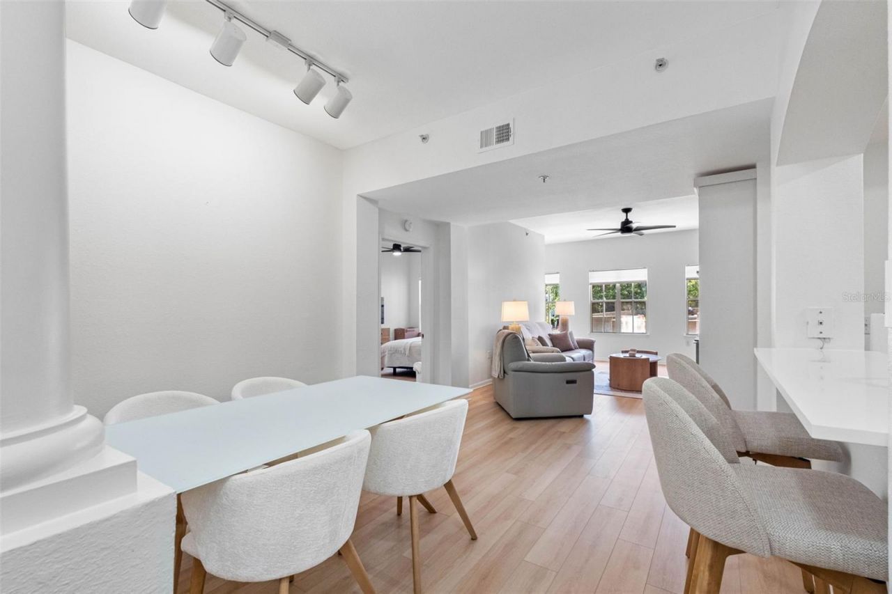 200 4th Avenue S, Unit 110, Saint Petersburg, FL 33701 Photo