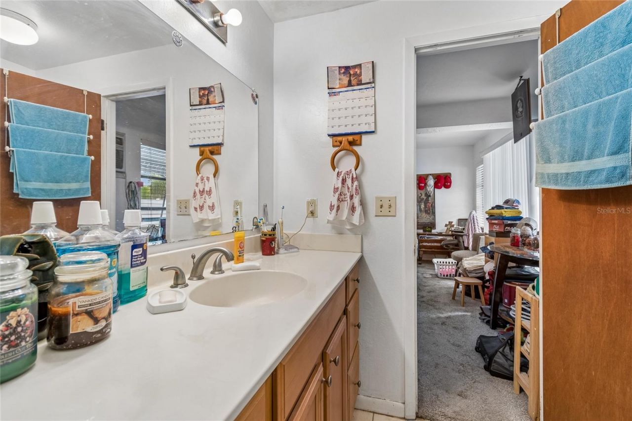 7846 12th Street N, Saint Petersburg, FL 33702 Photo