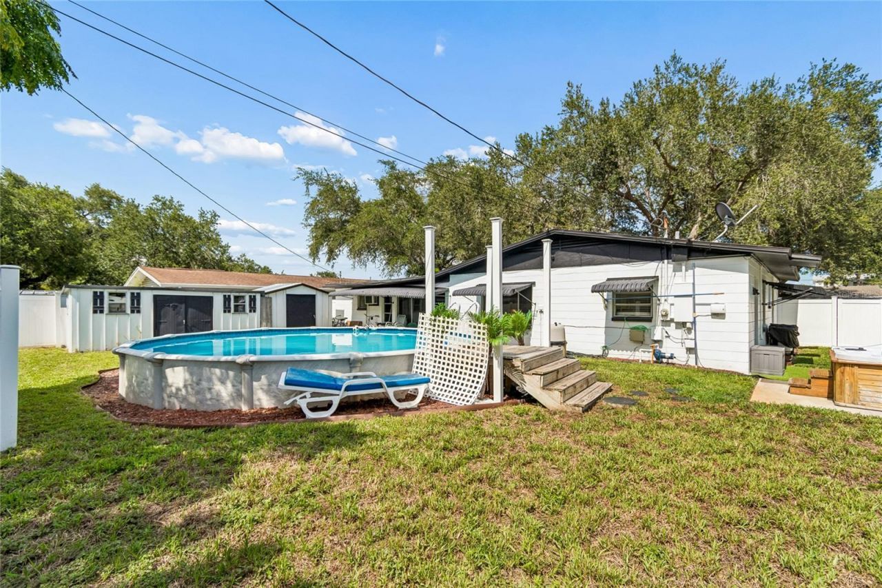 7846 12th Street N, Saint Petersburg, FL 33702 Photo