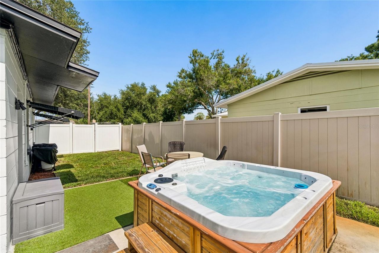 7846 12th Street N, Saint Petersburg, FL 33702 Photo