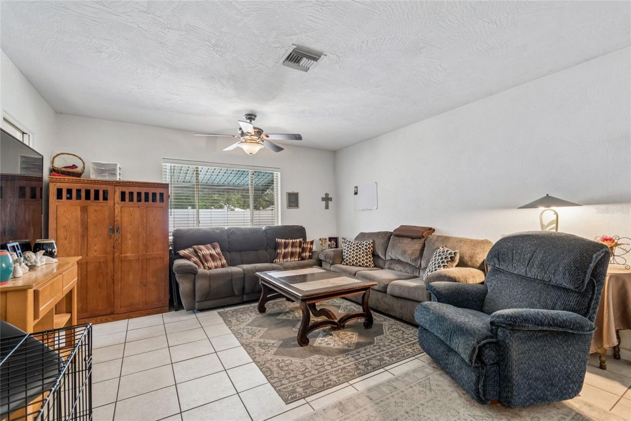 7846 12th Street N, Saint Petersburg, FL 33702 Photo