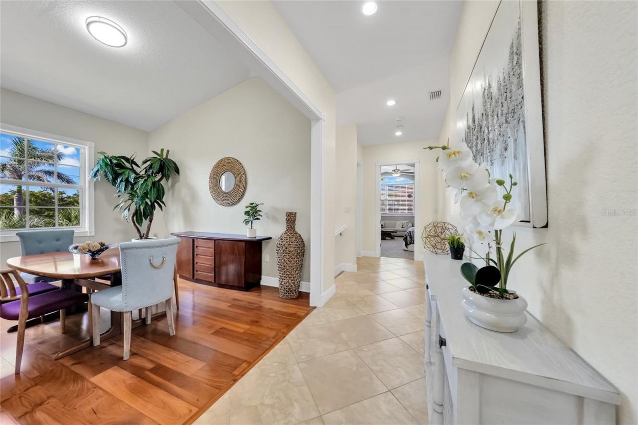196 Tarpon Cove Boulevard, Unit 722, Punta Gorda, FL 33950 Photo