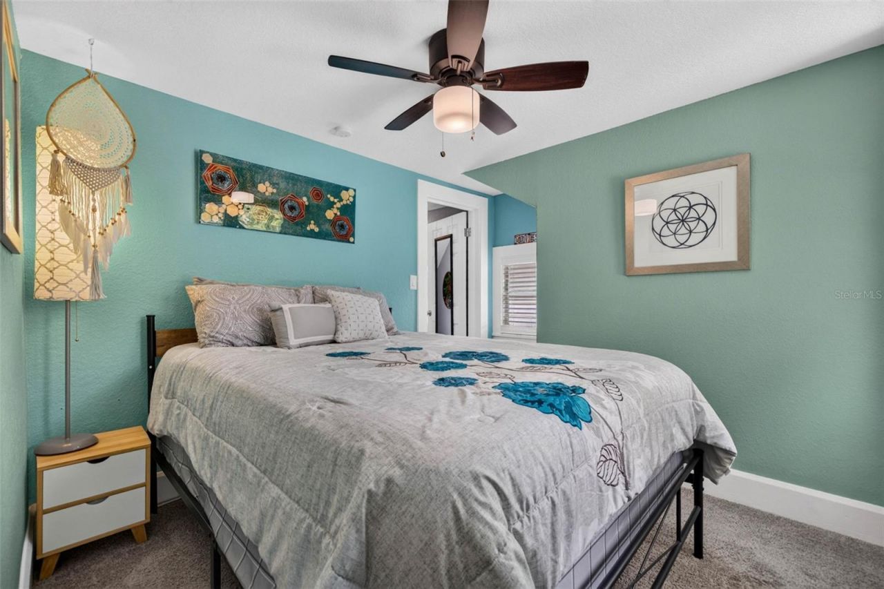 2042 14th Street S, Saint Petersburg, FL 33705 Photo