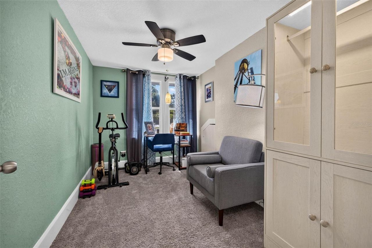 2042 14th Street S, Saint Petersburg, FL 33705 Photo