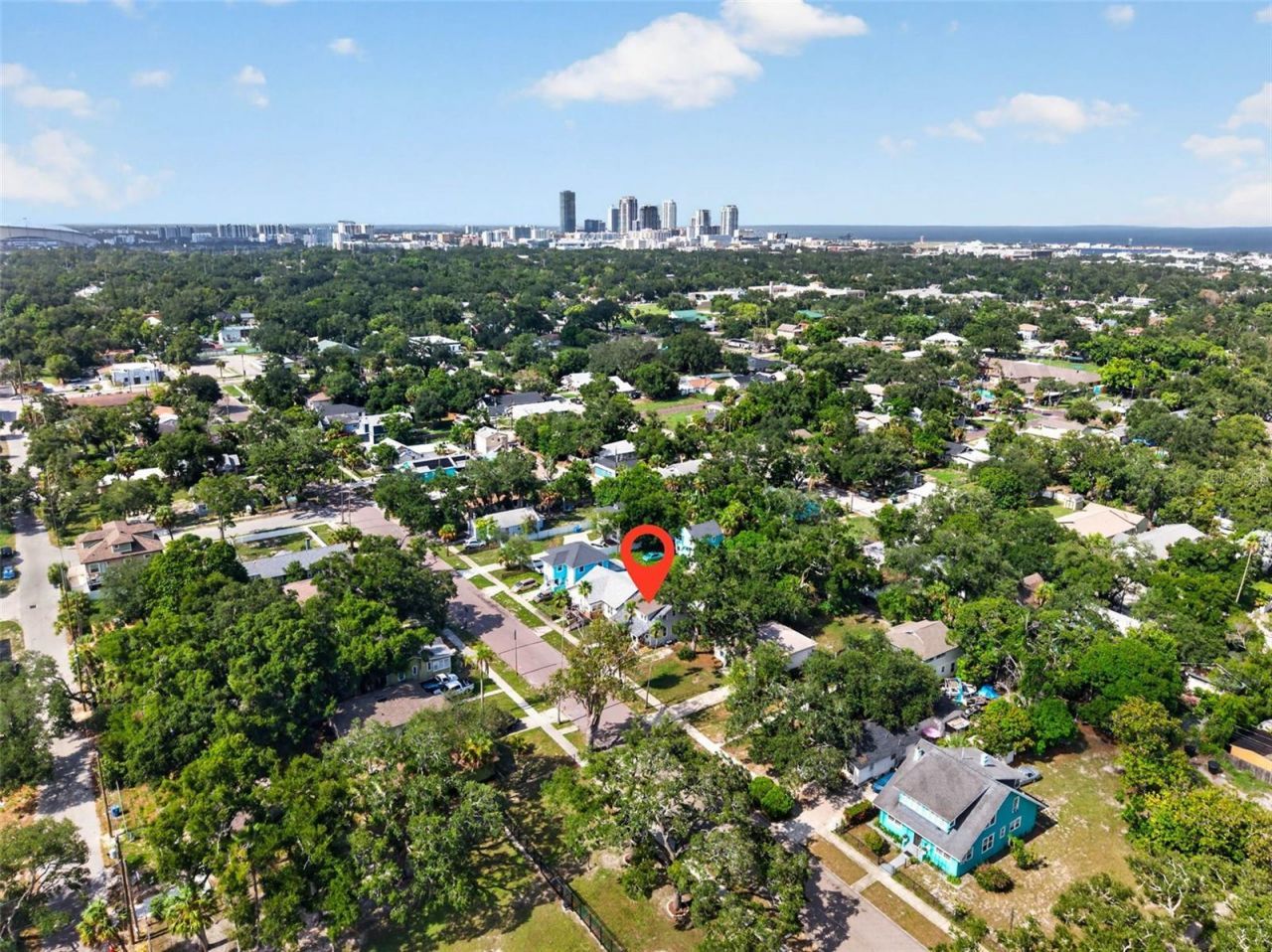 2042 14th Street S, Saint Petersburg, FL 33705 Photo