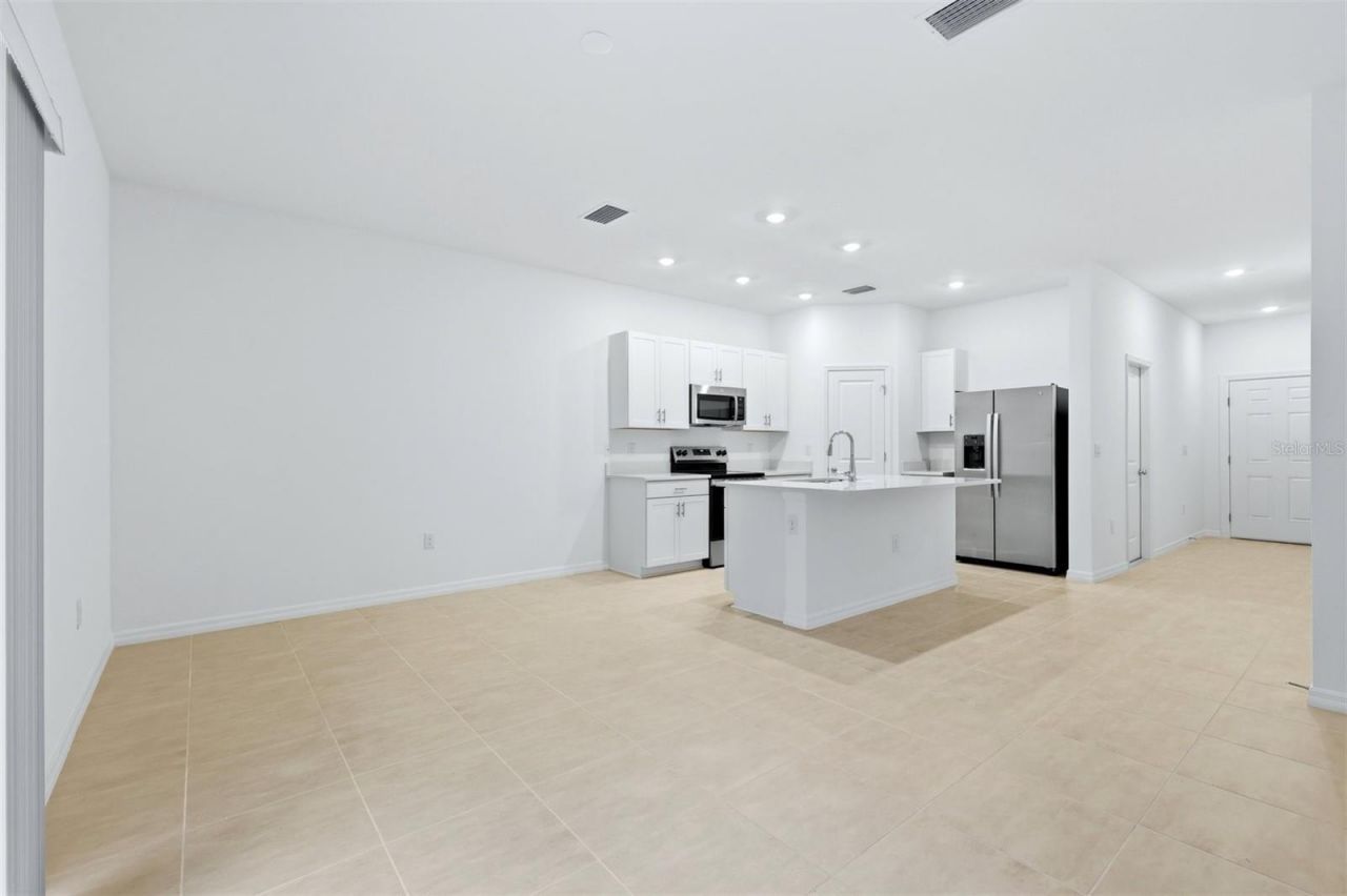 8417 Lunar Skye Street, Sarasota, FL 34241 Photo