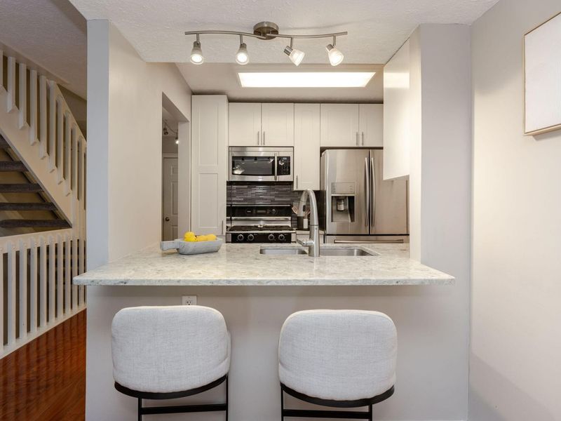 2276 Sandman Drive, Unit 67E, Columbus, OH 43235 Photo 7