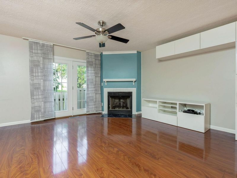 2276 Sandman Drive, Unit 67E, Columbus, OH 43235 Photo 8