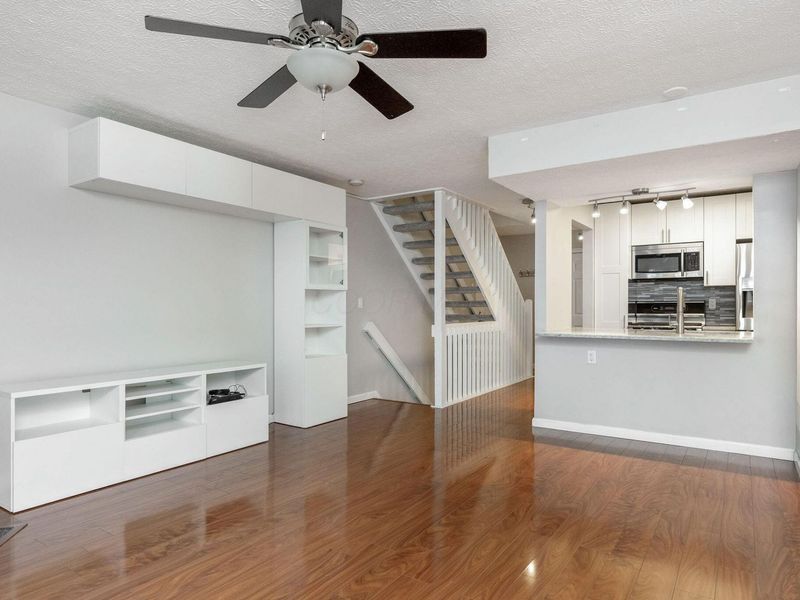 2276 Sandman Drive, Unit 67E, Columbus, OH 43235 Photo 9