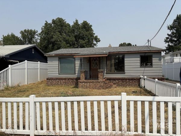 427 Airway Ave, Lewiston, ID 83501