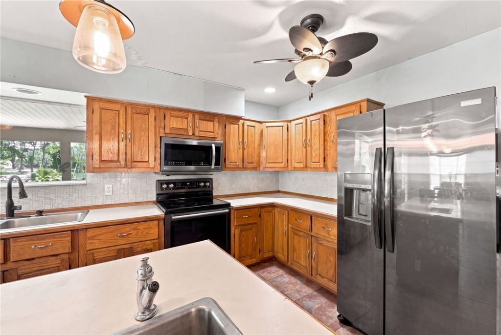 7451 16th Manor, Vero Beach, FL 32966 Photo