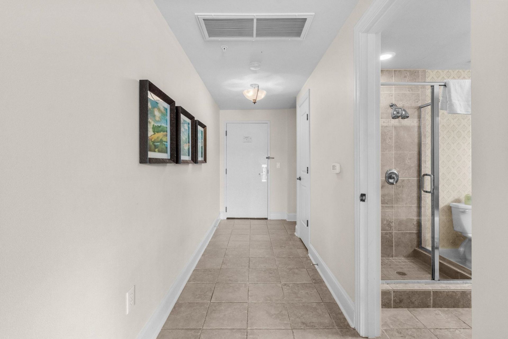 8121 Amalfi Pl. Photo 9