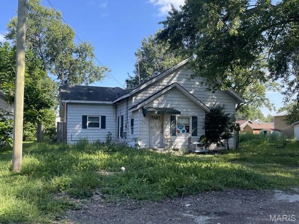 374 S 2nd Street , Livingston, IL 62058