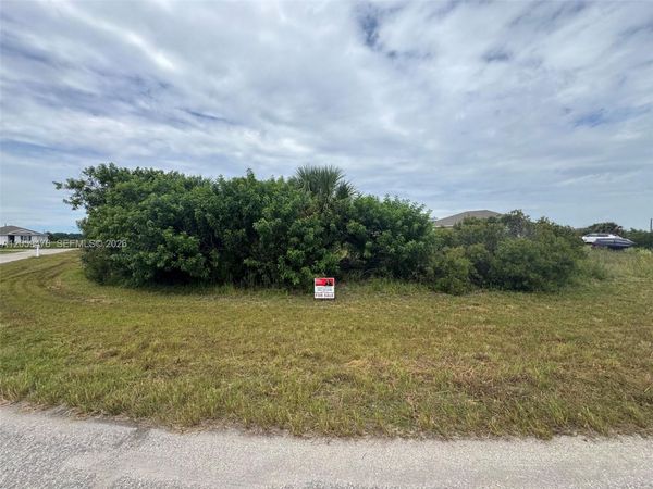 518 Ella Jean Pl, La Belle, FL 33935