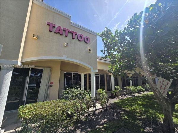 4953 Le Chalet Blvd , Boynton Beach, FL 33436