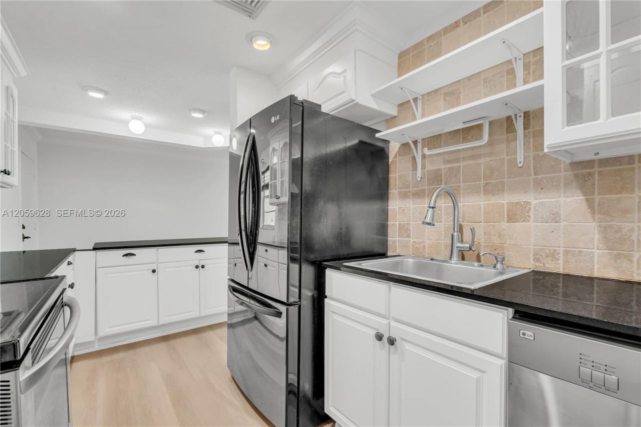 725 Hummingbird Way , Unit 107, North Palm Beach, FL 33408 Photo