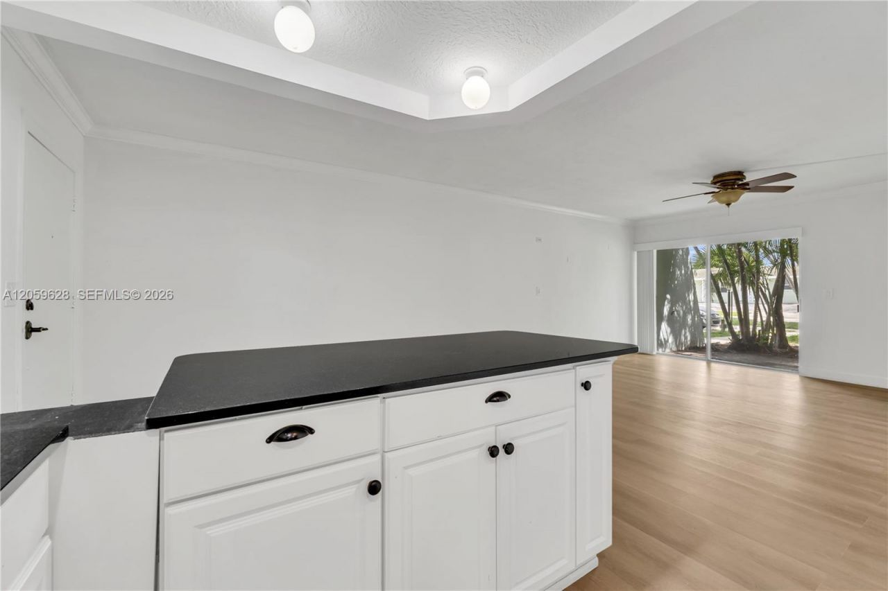 725 Hummingbird Way , Unit 107, North Palm Beach, FL 33408 Photo
