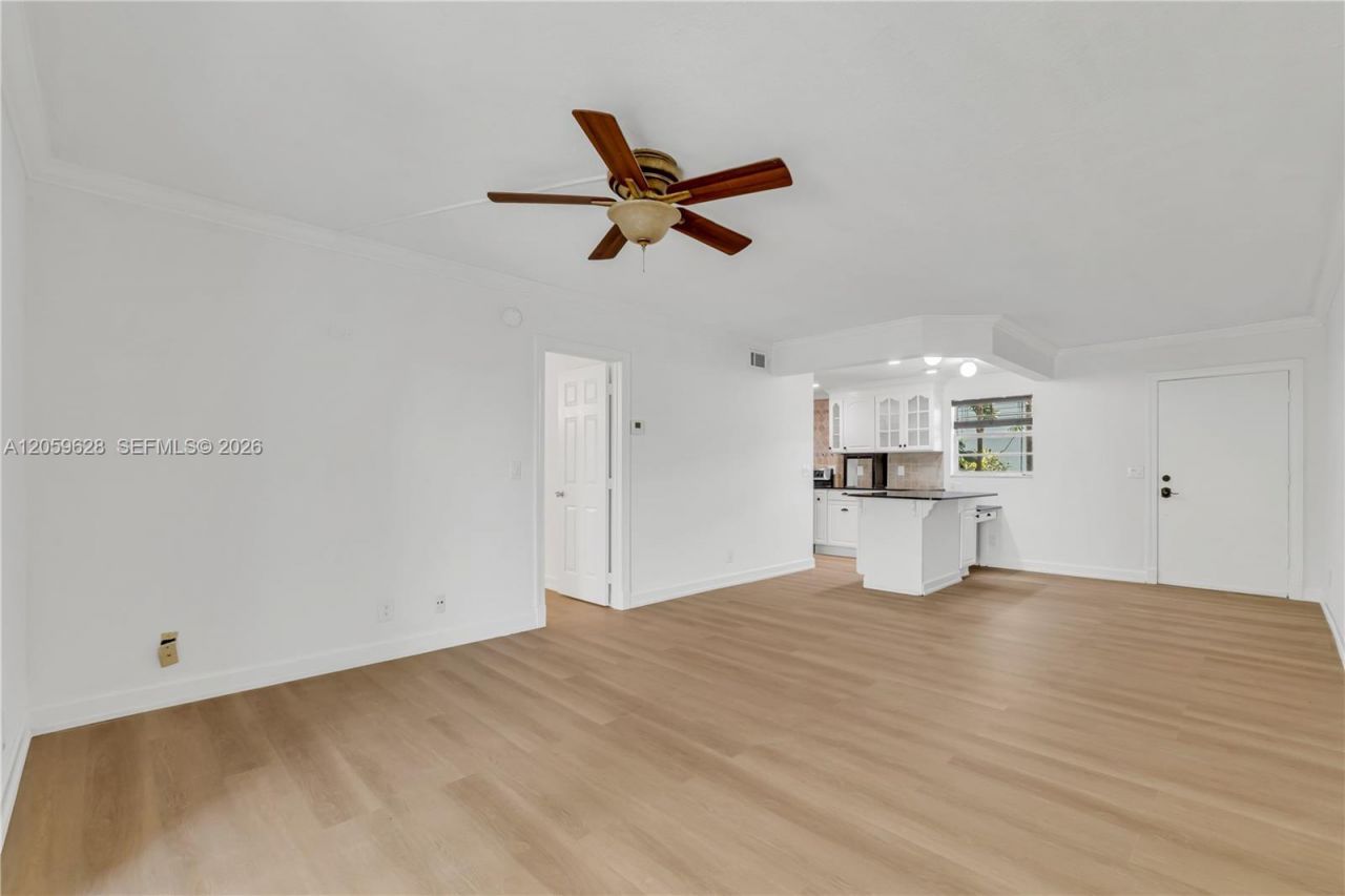 725 Hummingbird Way , Unit 107, North Palm Beach, FL 33408 Photo
