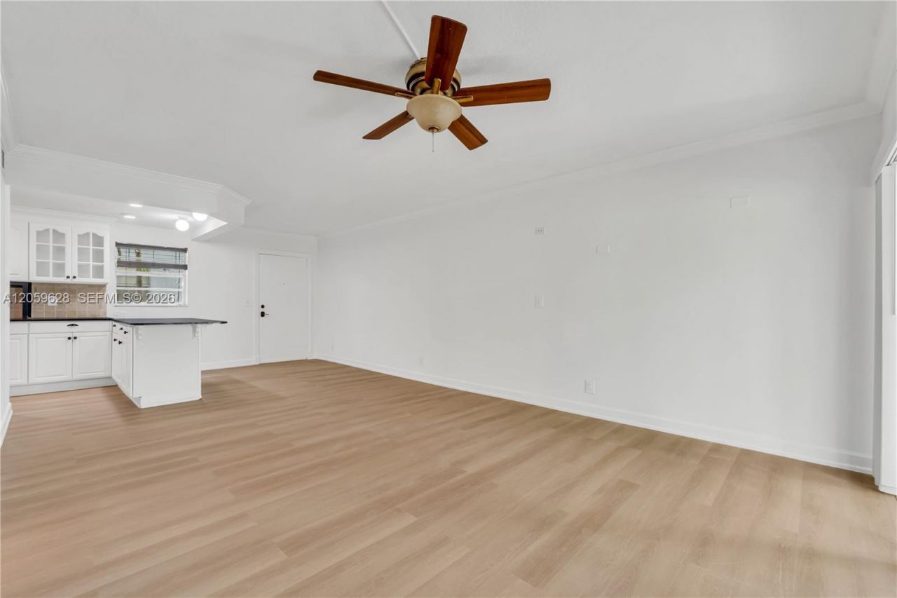 725 Hummingbird Way , Unit 107, North Palm Beach, FL 33408 Photo
