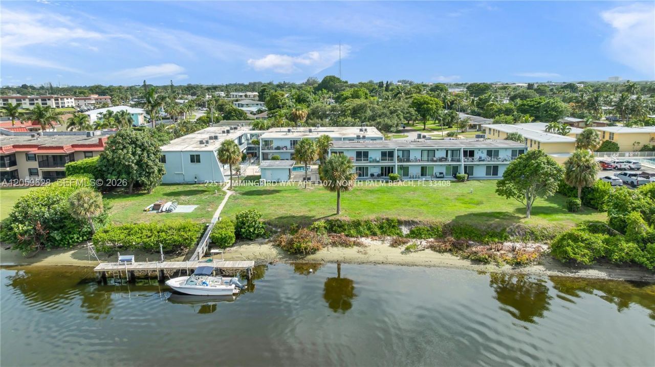 725 Hummingbird Way , Unit 107, North Palm Beach, FL 33408 Photo