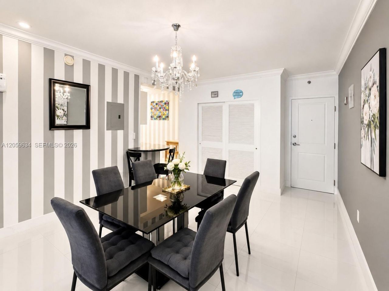 401 69th St, Unit 304, Miami Beach, FL 33141 Photo