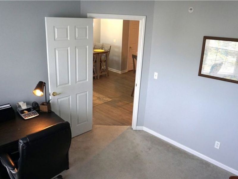 23003 Chandlers Lane, Olmsted Falls, OH 44138 Photo 9