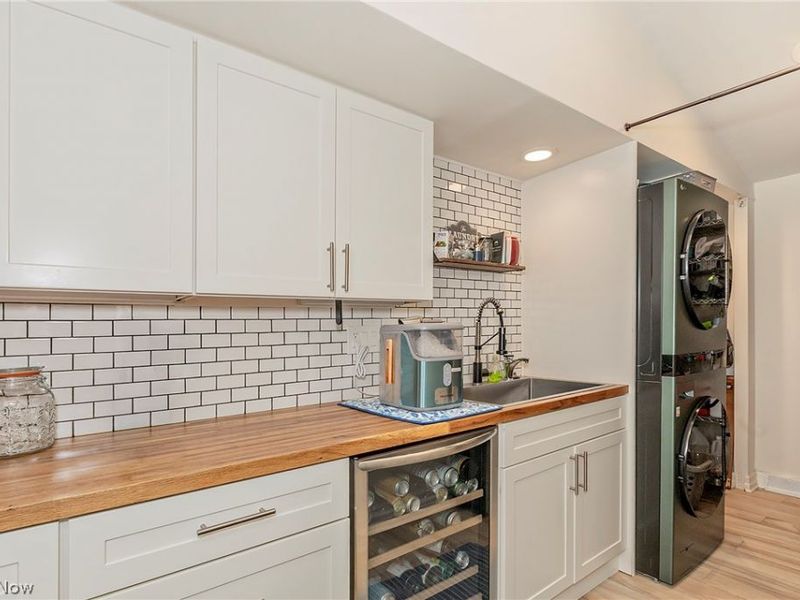 2359 Loyola Road, University Heights, OH 44118 Photo 24