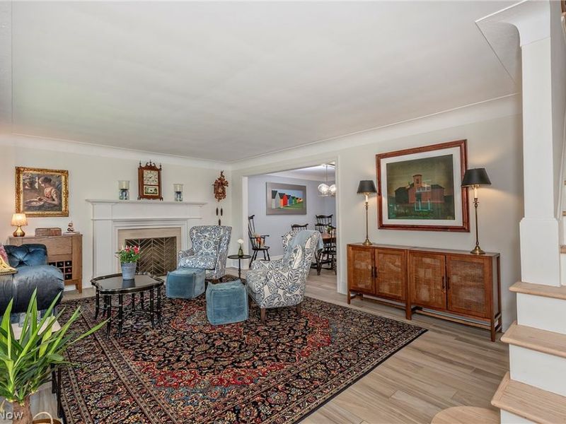 2359 Loyola Road, University Heights, OH 44118 Photo 3