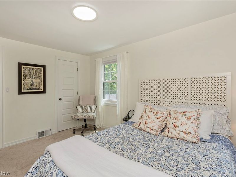 2359 Loyola Road, University Heights, OH 44118 Photo 34