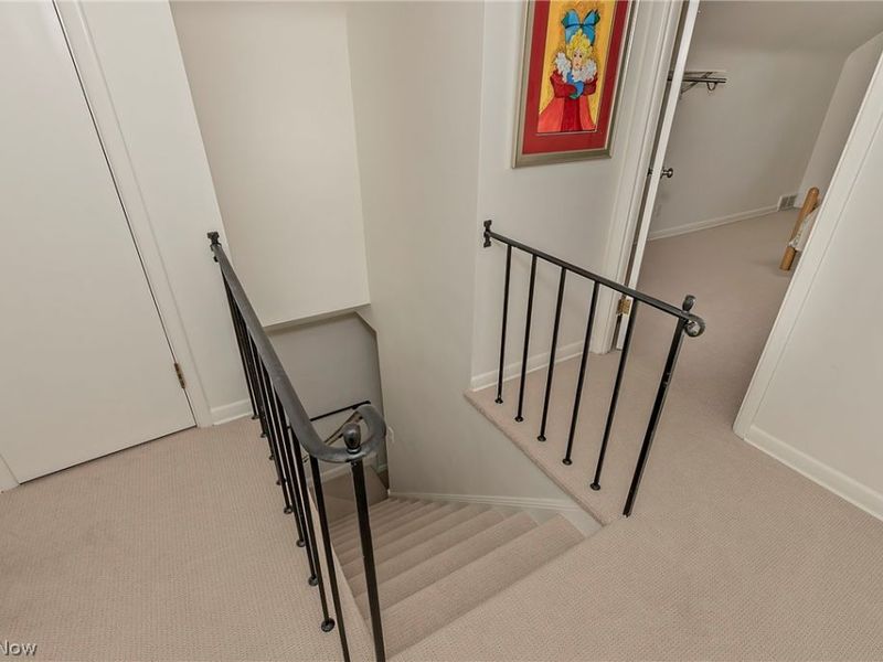 2359 Loyola Road, University Heights, OH 44118 Photo 37