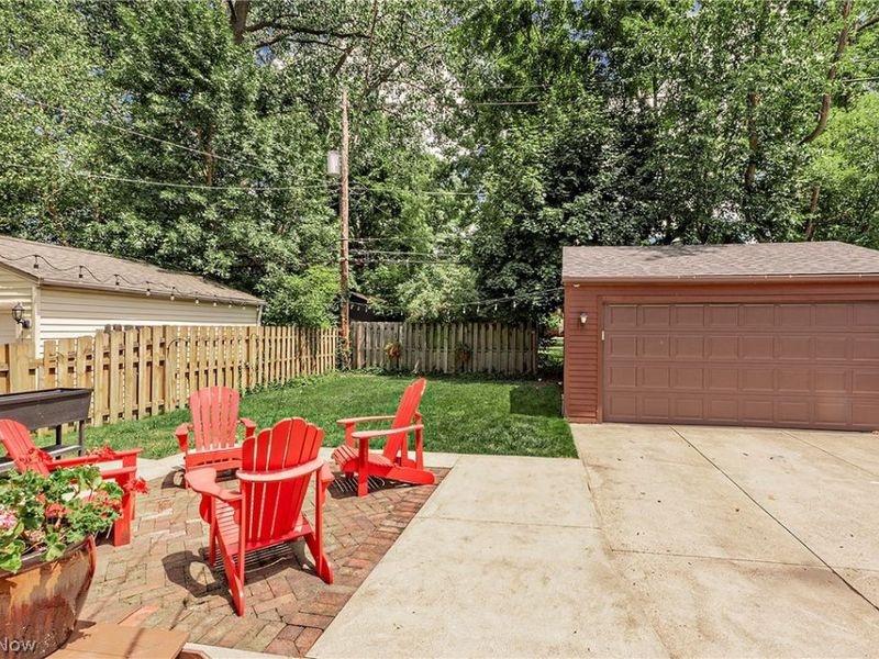 2359 Loyola Road, University Heights, OH 44118 Photo 48