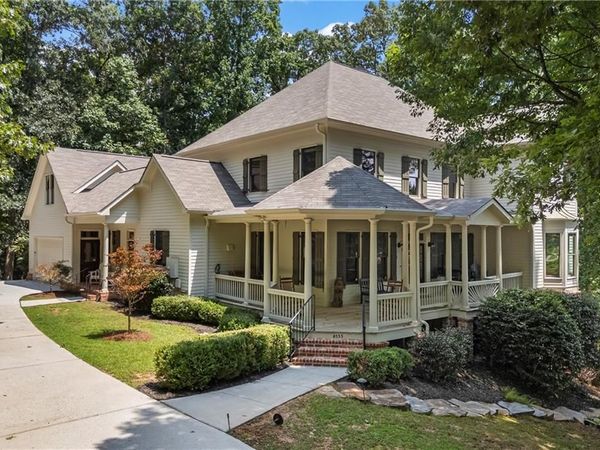 8555 Berringer Point Drive, Gainesville, GA 30506