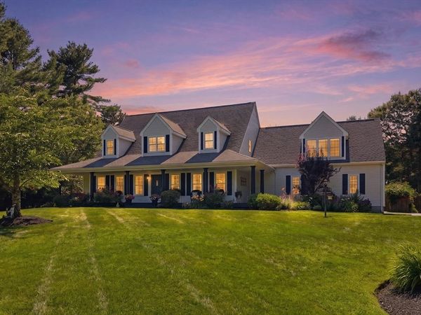 11 Fellowship Cir, Wareham, MA 02576
