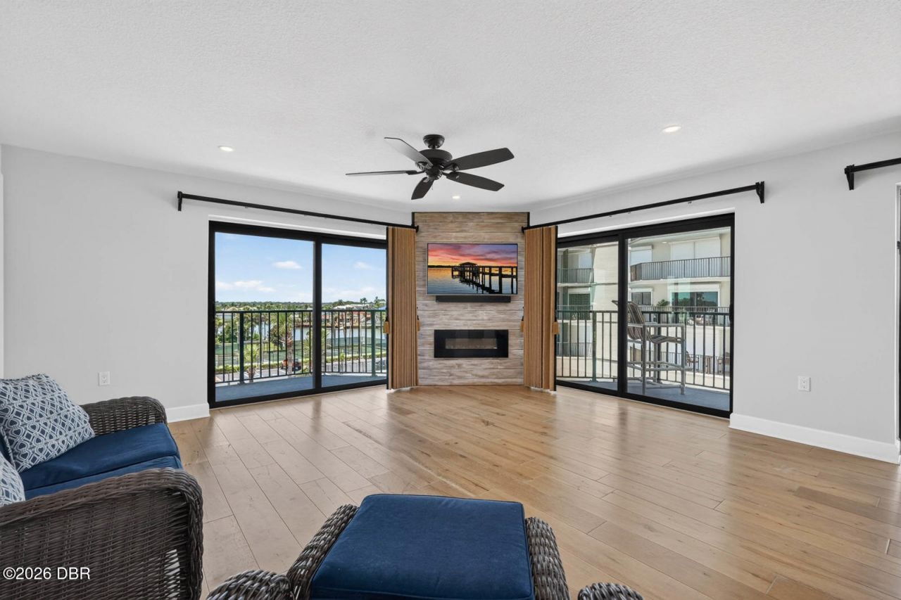 503 N Causeway, Unit 2020, New Smyrna Beach, FL 32169 Photo