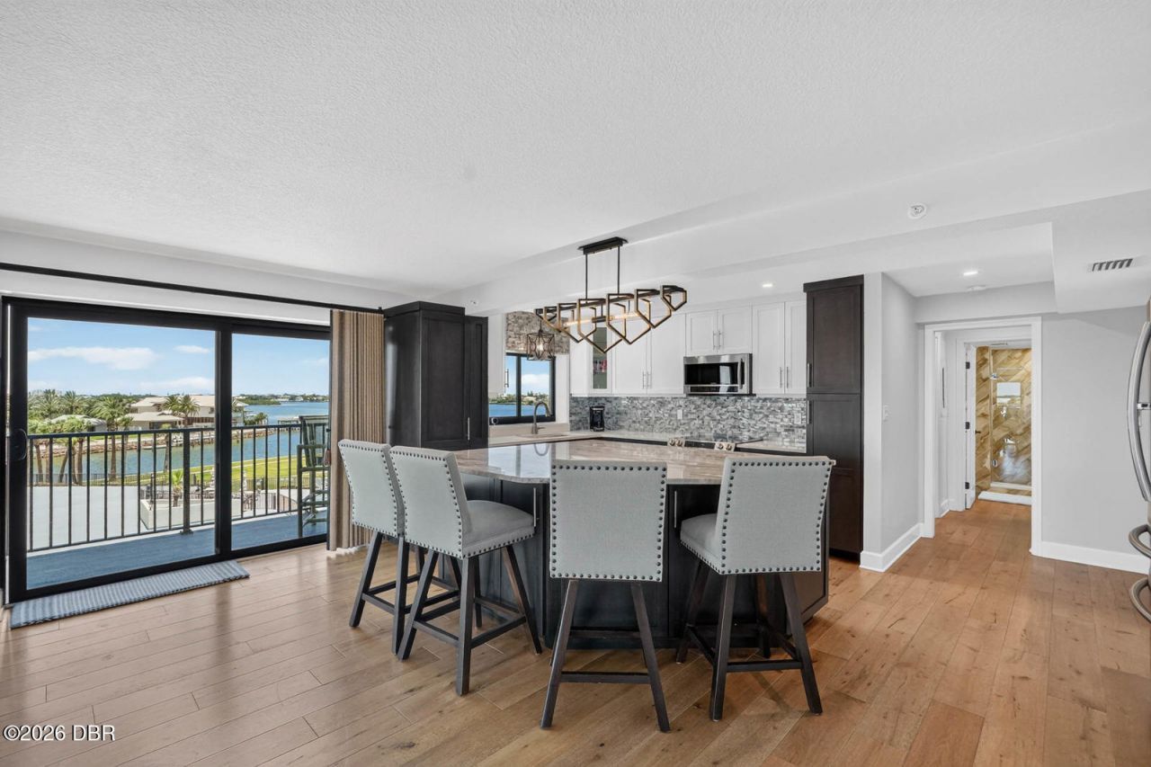 503 N Causeway, Unit 2020, New Smyrna Beach, FL 32169 Photo