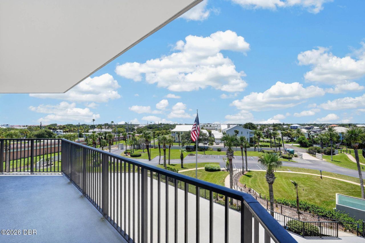 503 N Causeway, Unit 2020, New Smyrna Beach, FL 32169 Photo