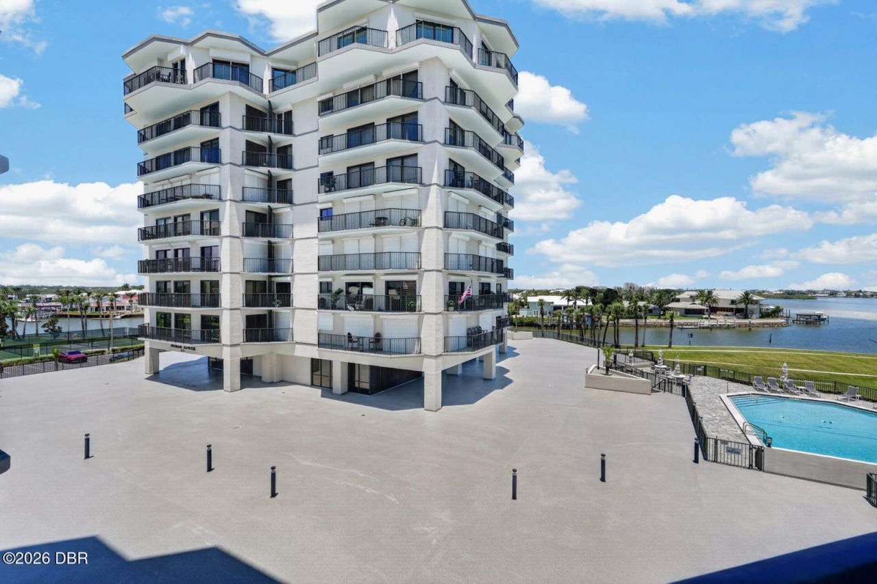 503 N Causeway, Unit 2020, New Smyrna Beach, FL 32169 Photo