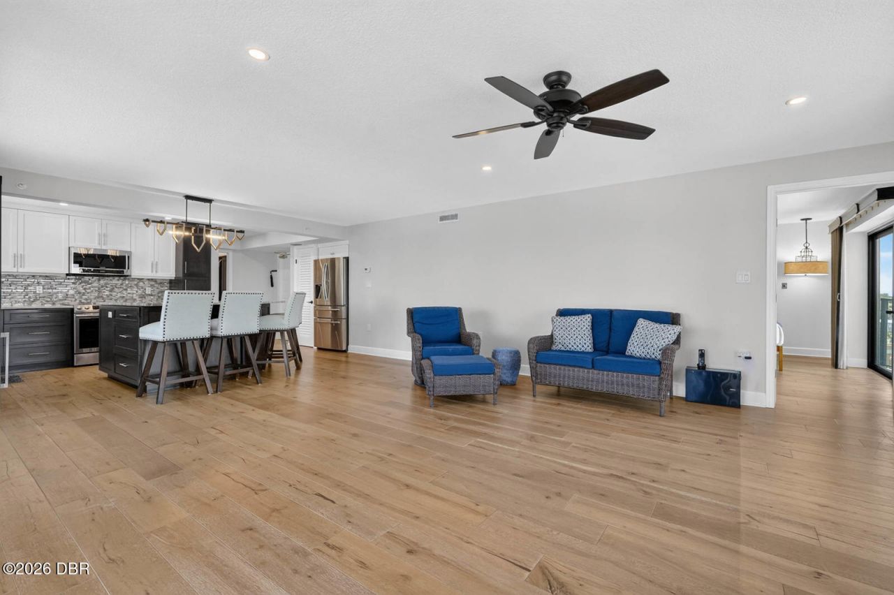 503 N Causeway, Unit 2020, New Smyrna Beach, FL 32169 Photo