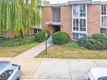 5705 INDIAN COURT , Unit 22, ALEXANDRIA, VA 22303