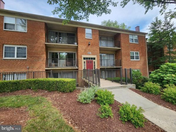 884 COLLEGE PARKWAY , Unit 302, ROCKVILLE, MD 20850