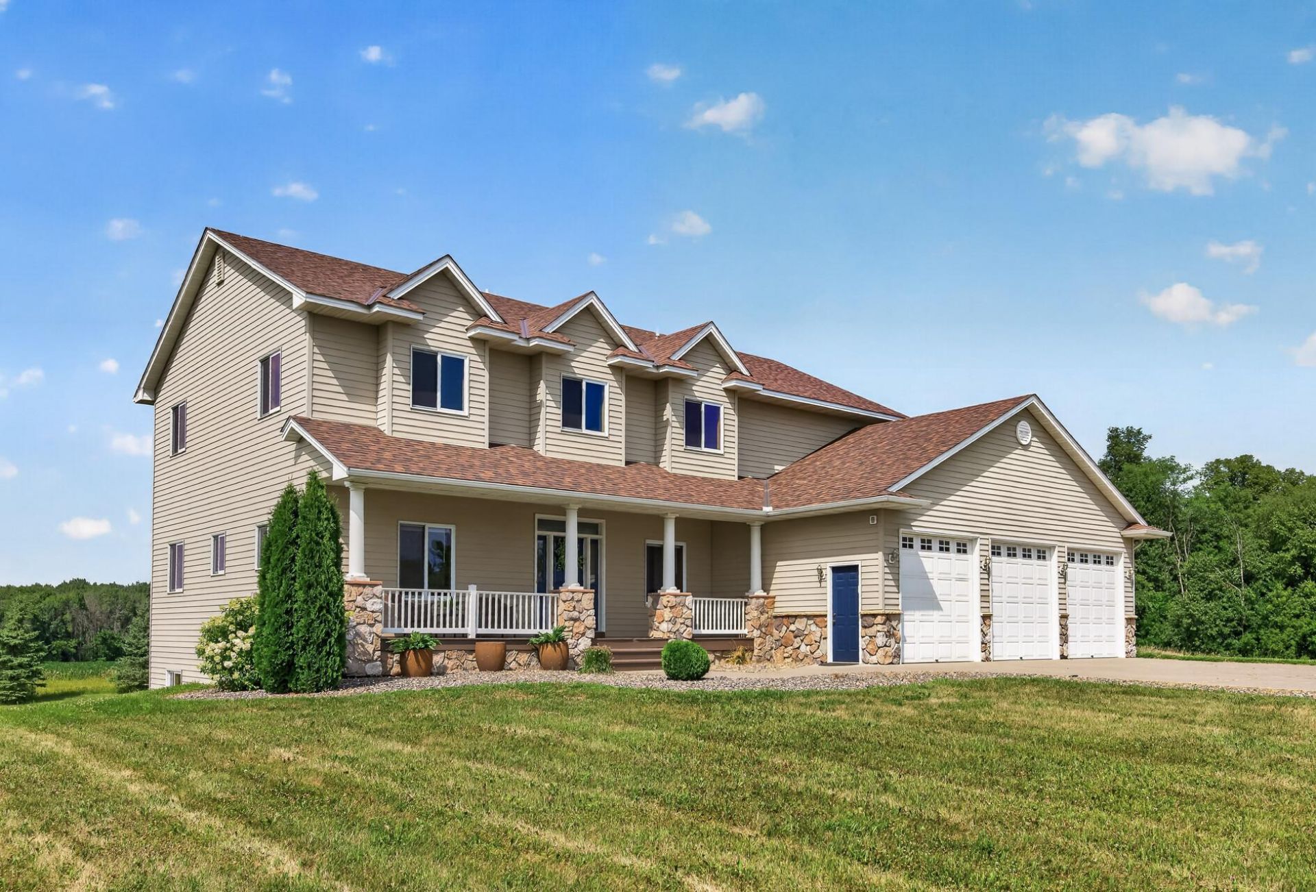 6040 Woodland Trail , Greenfield, MN 55357