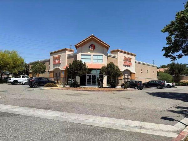 1710 Main Street, Riverside, CA 92501