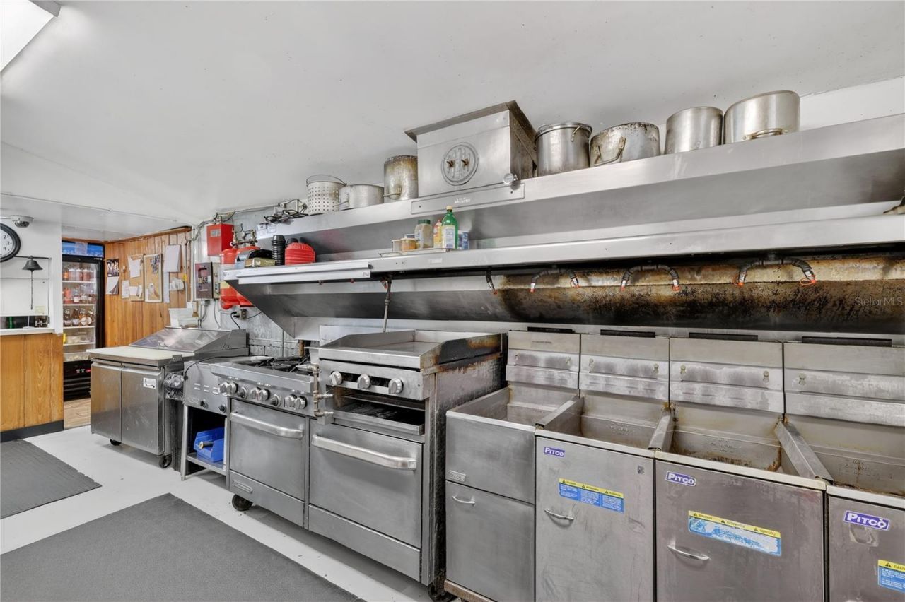 2396 N C 470, Lake Panasoffkee, FL 33538 Photo